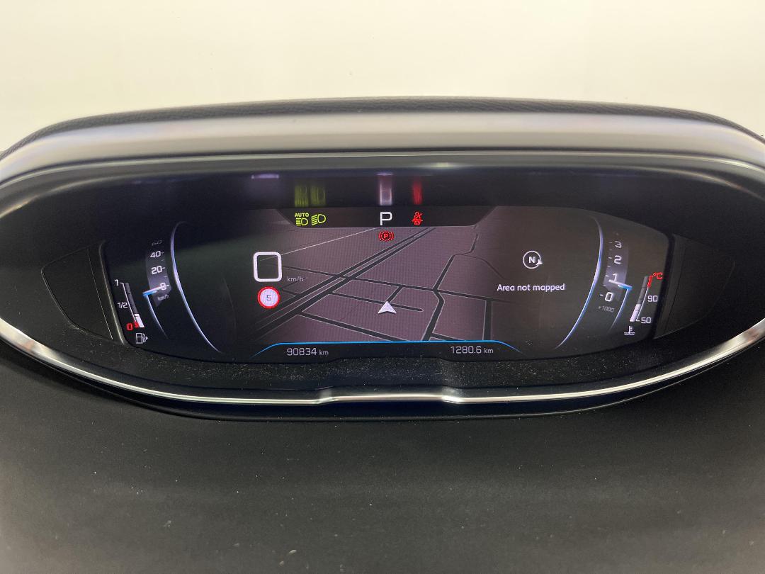 Photo '21' of Peugeot 5008