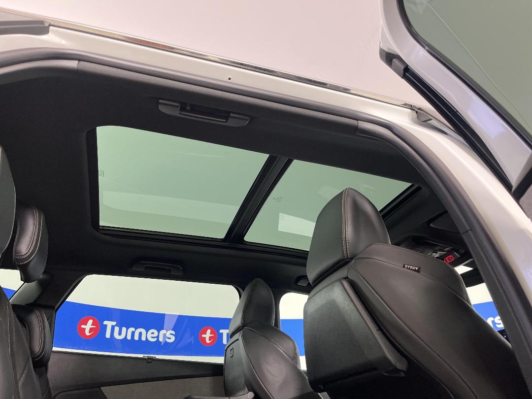 Photo '23' of Peugeot 5008