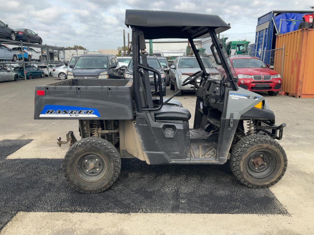 Photo '2' of Polaris Ranger EV