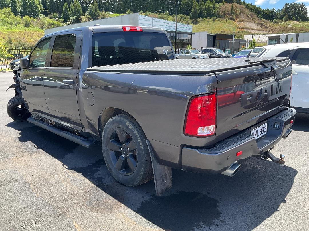 Photo '3' of RAM 1500 Express Crew STD