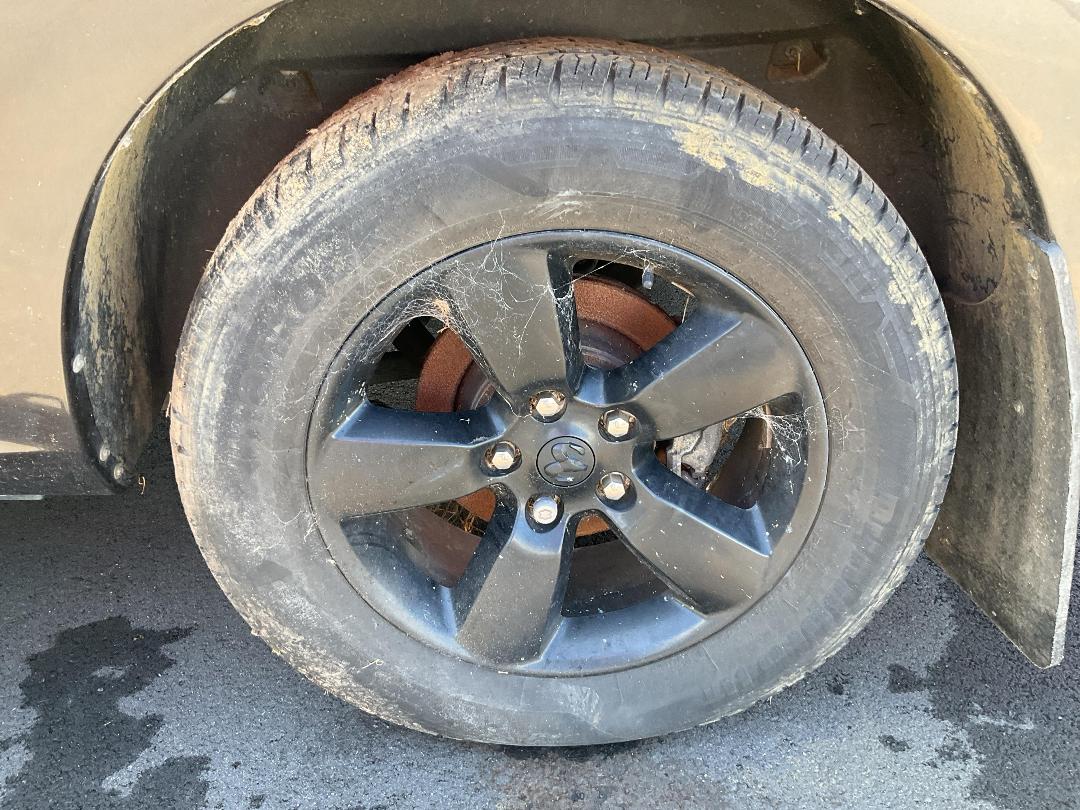 Photo '11' of RAM 1500 Express Crew STD