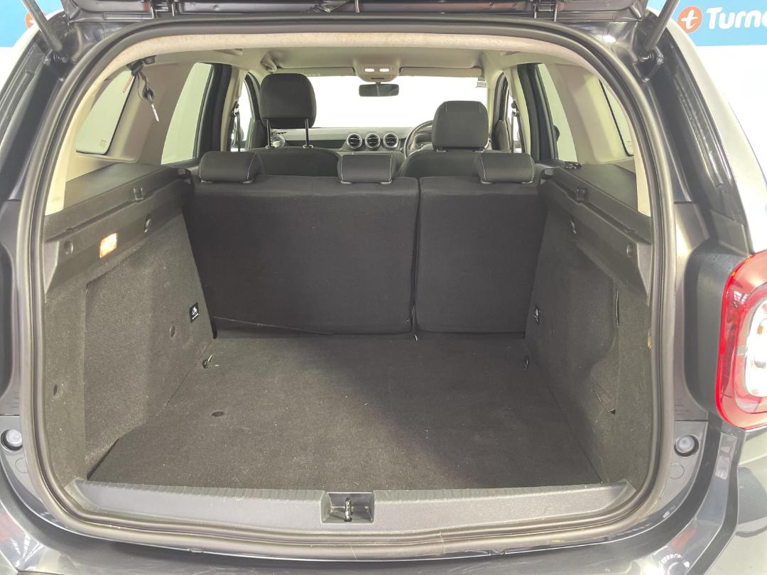 Photo '14' of Renault Duster