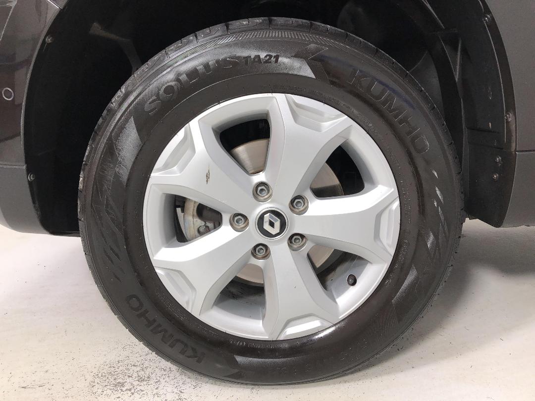 Photo '10' of Renault Duster