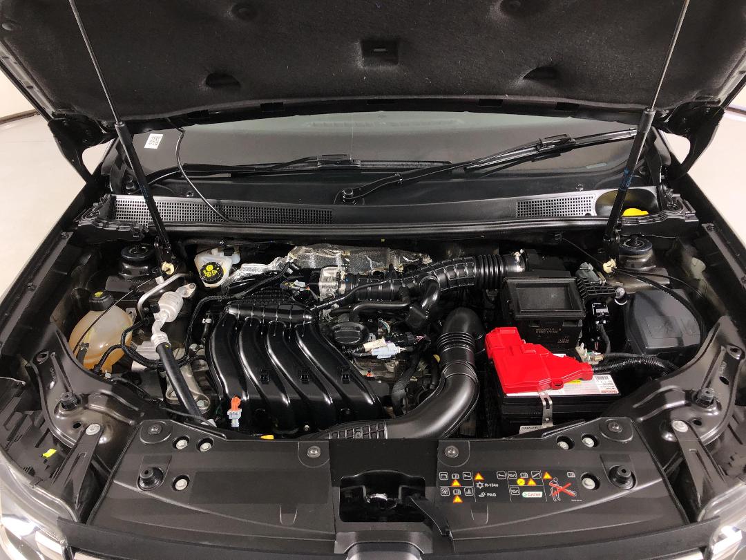 Photo '13' of Renault Duster