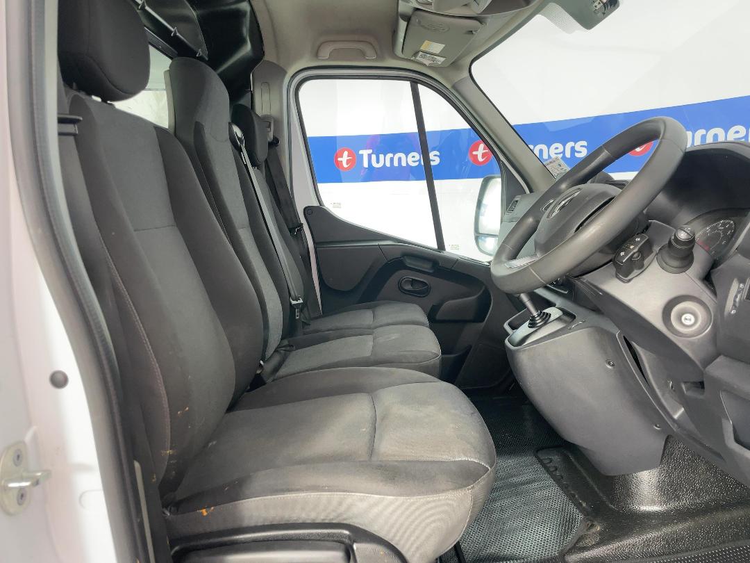 Photo '16' of Renault Master Photo '16' of Renault Master