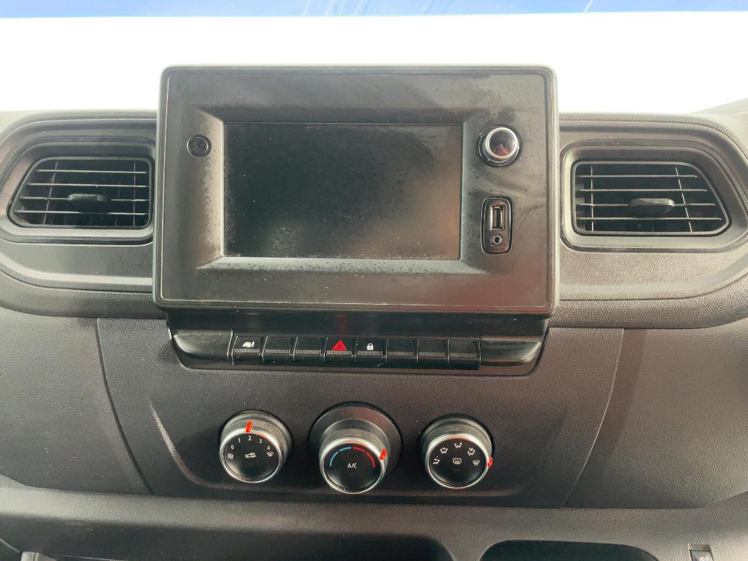 Photo '18' of Renault Master Photo '18' of Renault Master