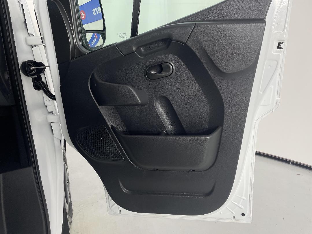 Photo '15' of Renault Master Photo '15' of Renault Master