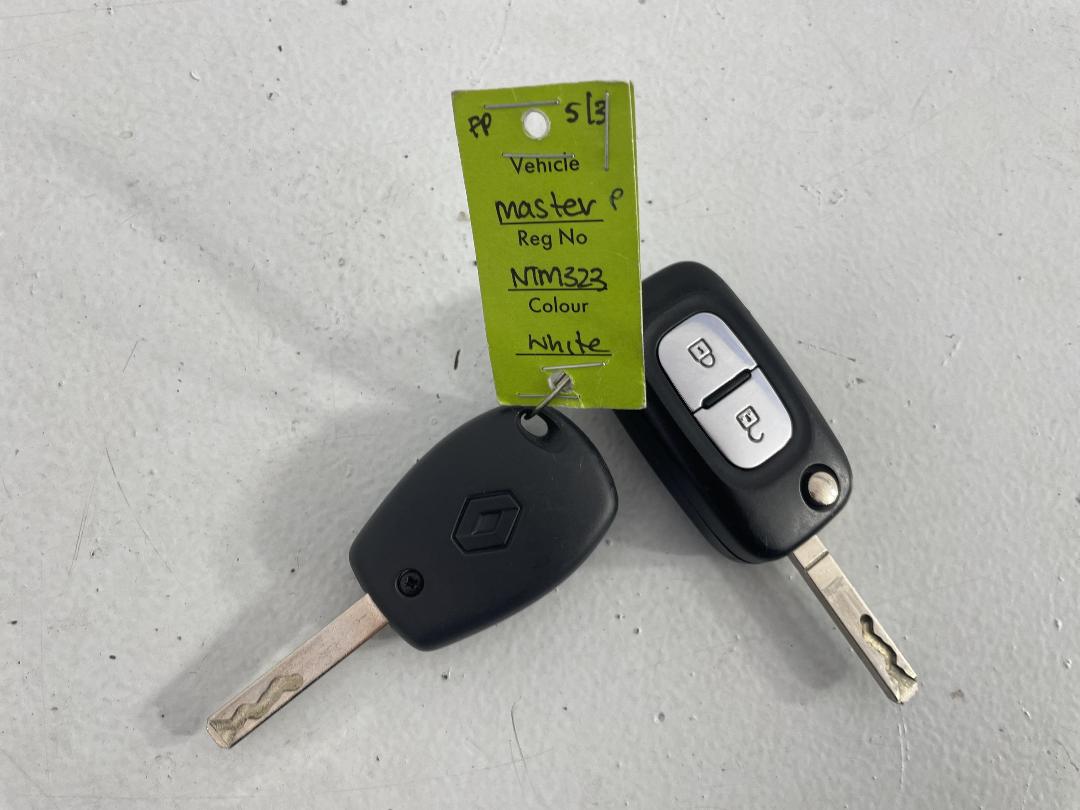 Photo '21' of Renault Master Photo '21' of Renault Master