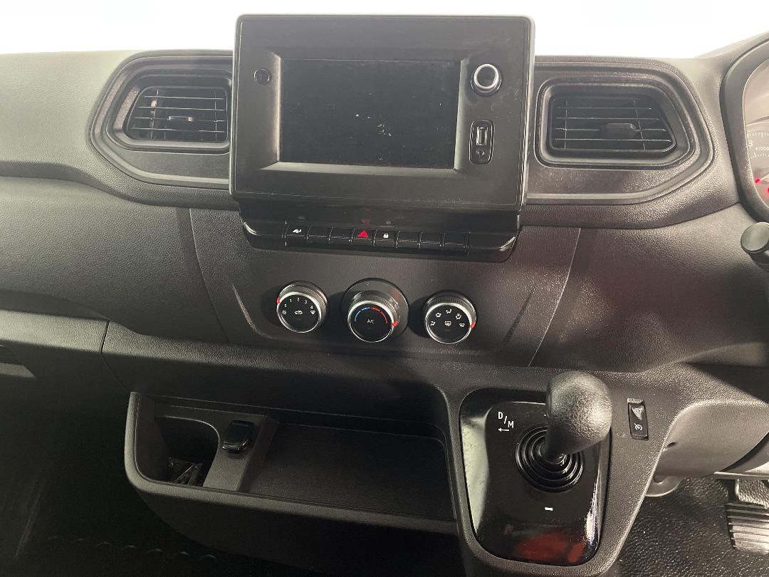 Photo '18' of Renault Master Photo '18' of Renault Master