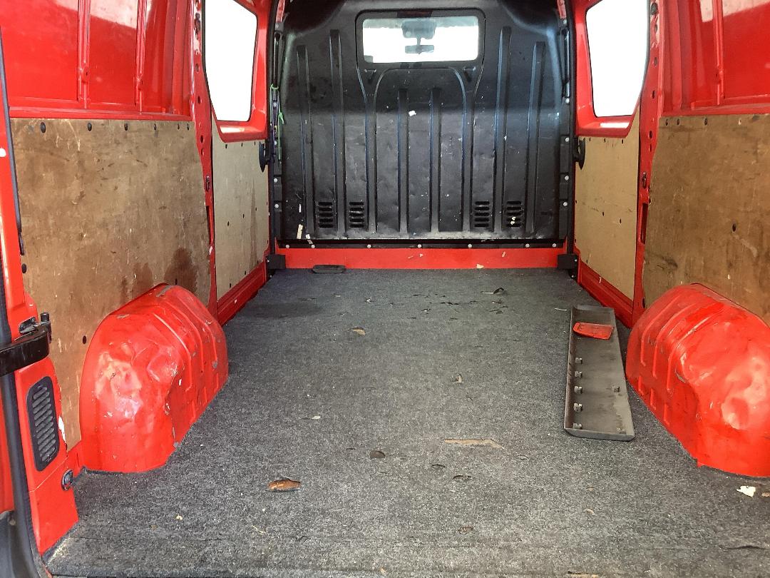 Photo '7' of Renault Master L2H2 Photo '7' of Renault Master L2H2