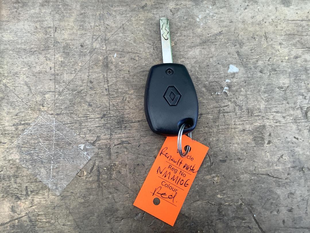 Photo '21' of Renault Master L2H2 Photo '21' of Renault Master L2H2