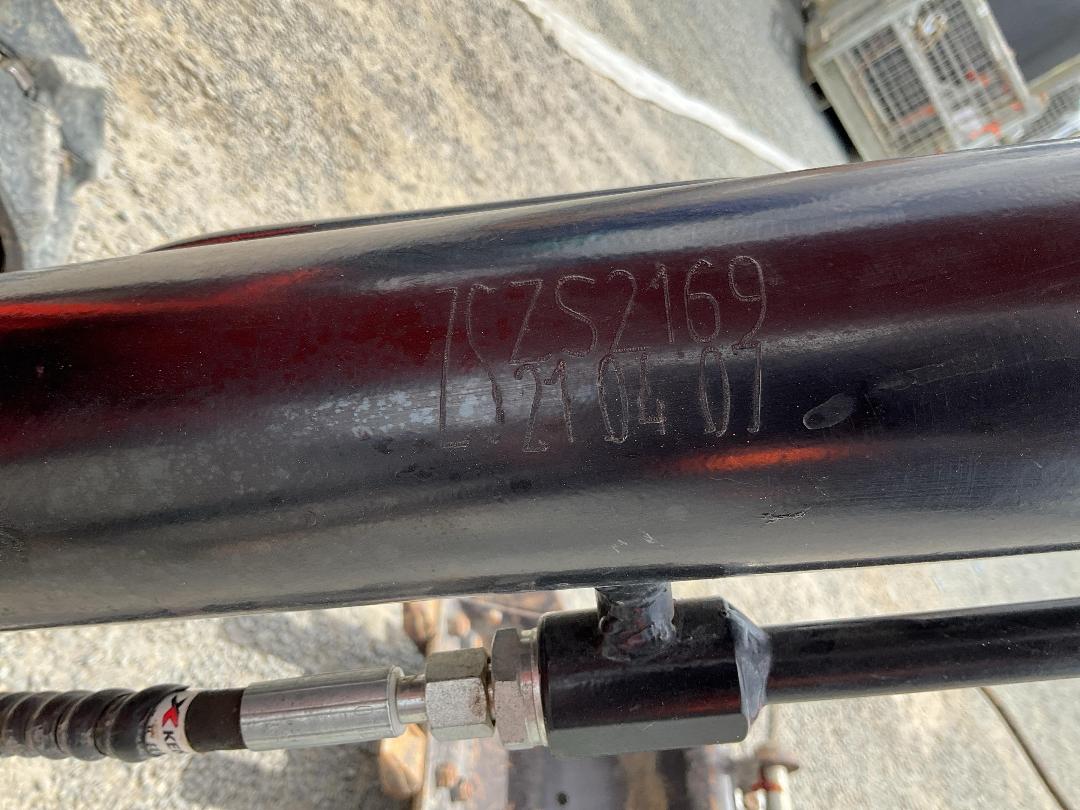 Photo '32' of Rhinoceros XN12 Excavator