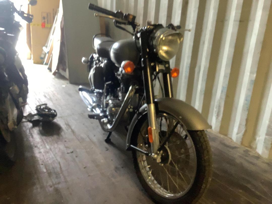 Photo '2' of Royal Enfield Classic