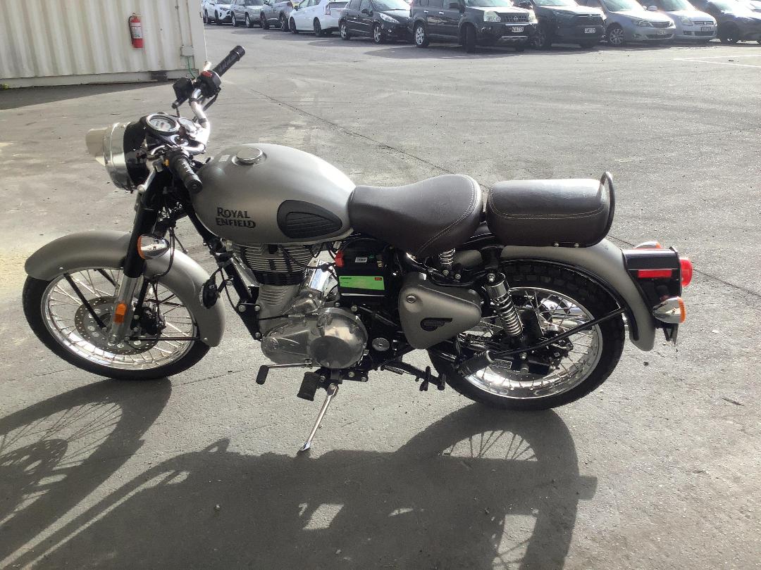 Photo '5' of Royal Enfield Classic