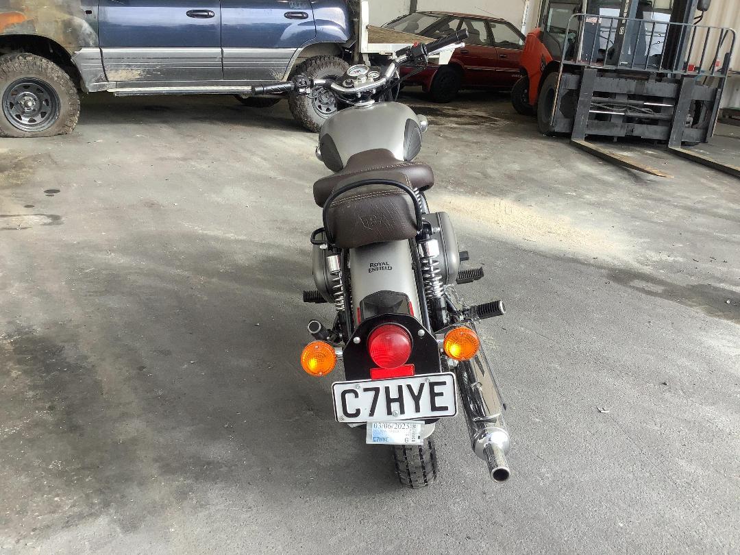 Photo '13' of Royal Enfield Classic