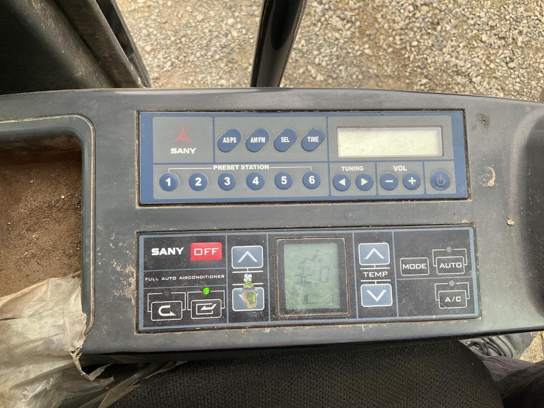 Photo '36' of Sany SY135C Excavator