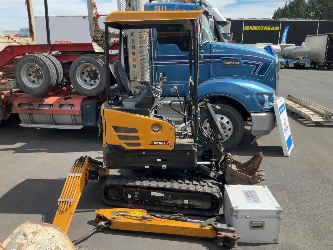 Photo '3' of Sany SY16C Excavator