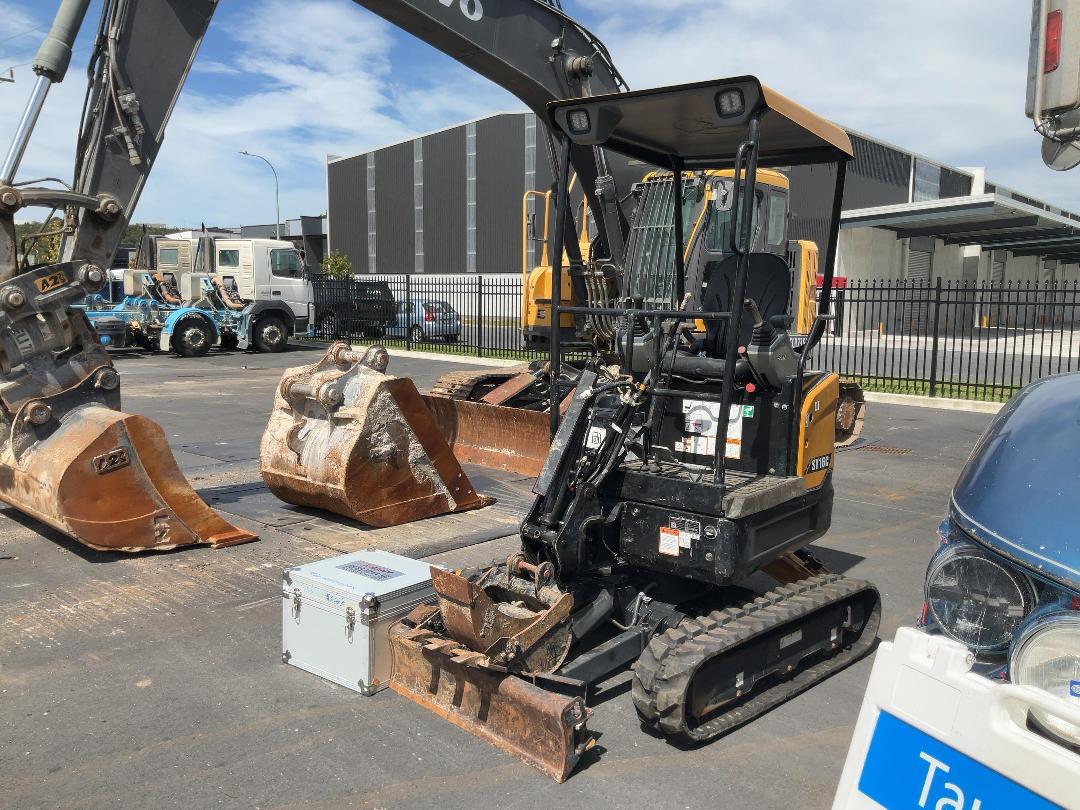 Photo '7' of Sany SY16C Excavator