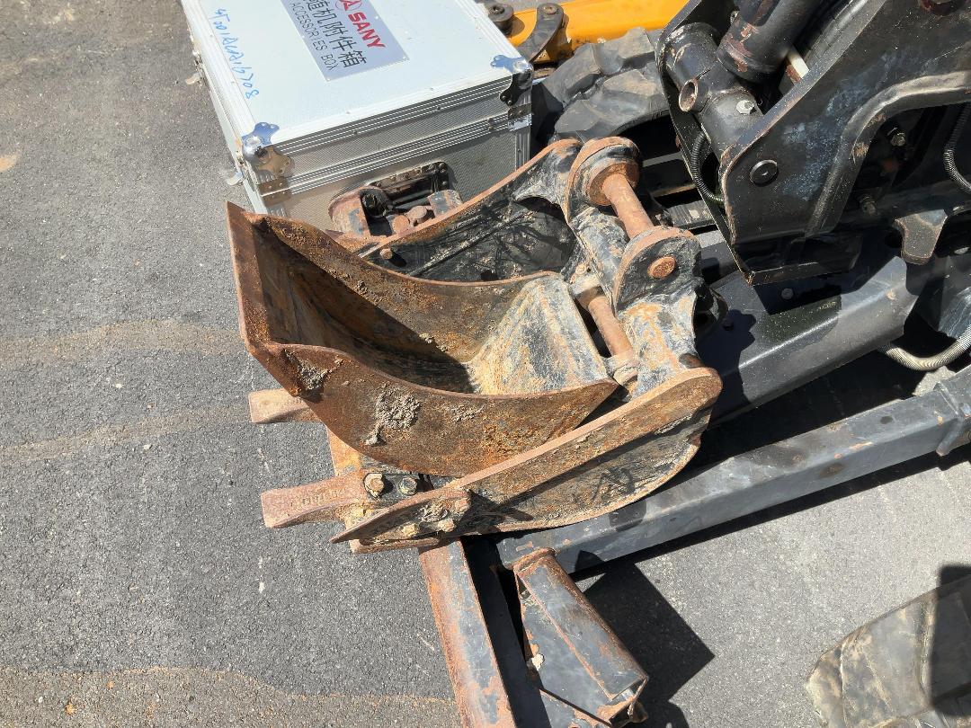 Photo '18' of Sany SY16C Excavator