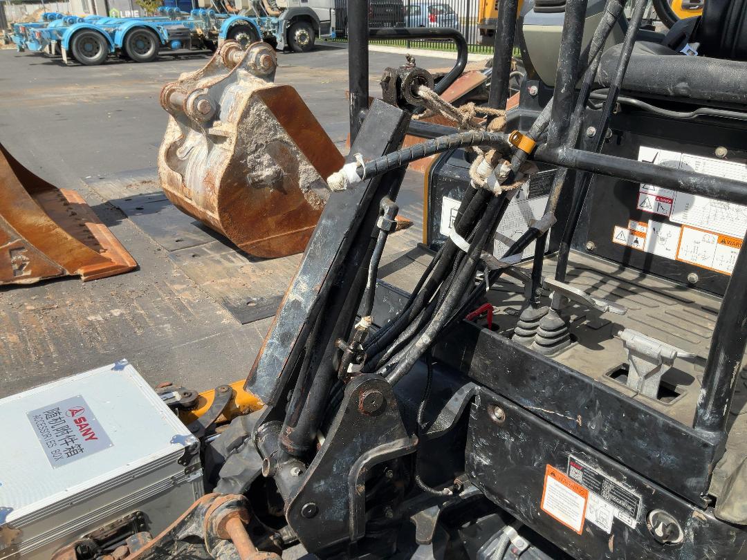 Photo '19' of Sany SY16C Excavator