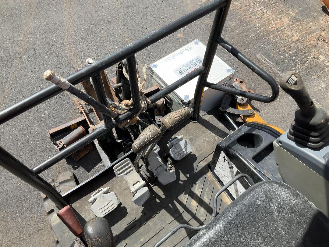 Photo '22' of Sany SY16C Excavator