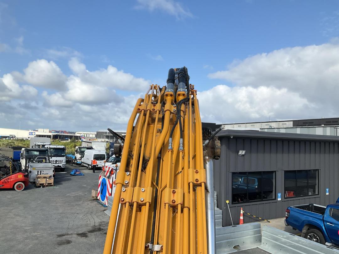 Photo '17' of SANY SY215C Excavator