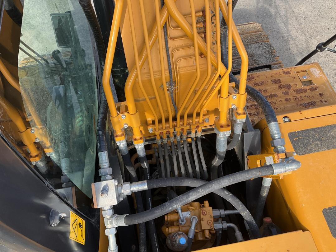 Photo '16' of SANY SY215C Excavator