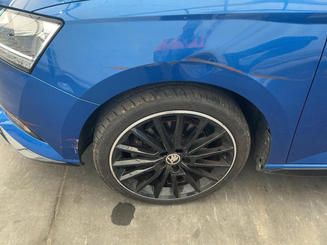 Photo '7' of Skoda Fabia Monte Carlo 81KW TSI Photo '7' of Skoda Fabia Monte Carlo 81KW TSI