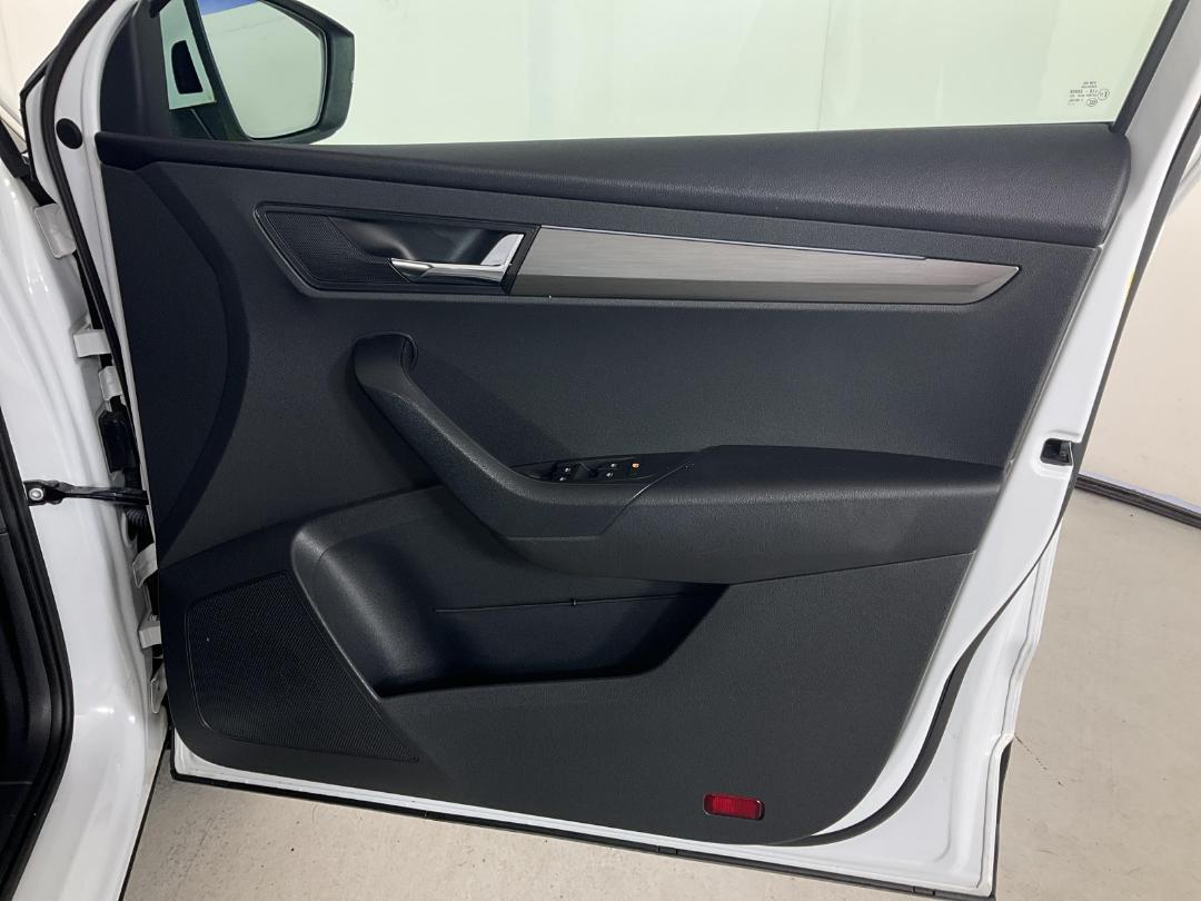 Photo '15' of Skoda Karoq Photo '15' of Skoda Karoq