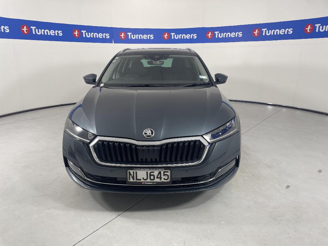 Photo '2' of Skoda Octavia Photo '2' of Skoda Octavia