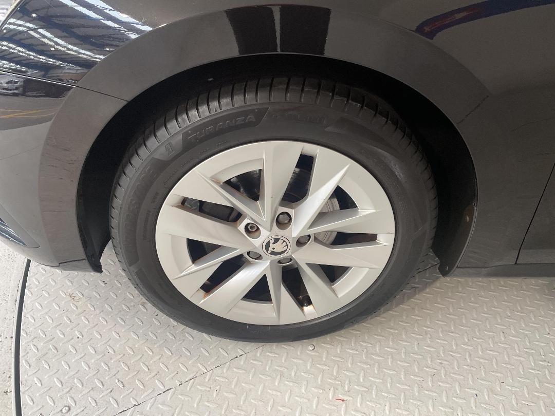 Photo '10' of Skoda Octavia Photo '10' of Skoda Octavia