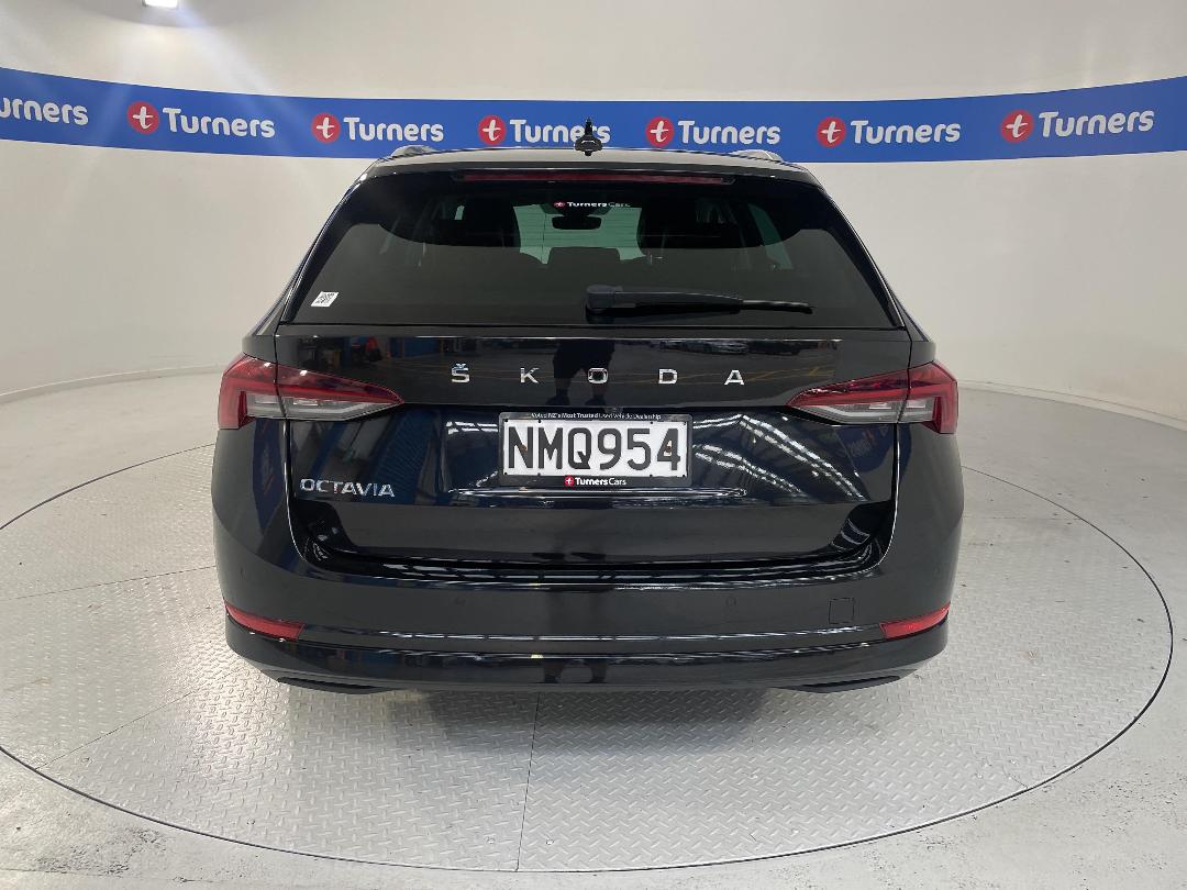 Photo '6' of Skoda Octavia Photo '6' of Skoda Octavia