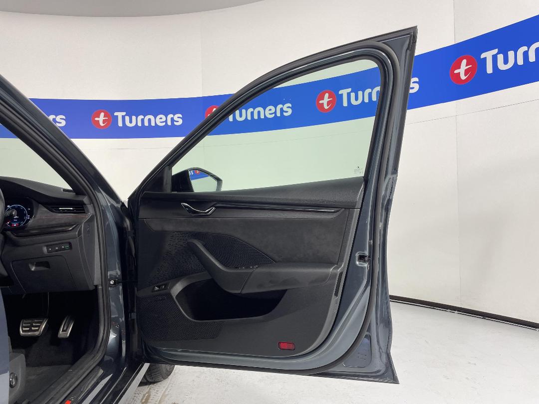 Photo '15' of Skoda Octavia Photo '15' of Skoda Octavia