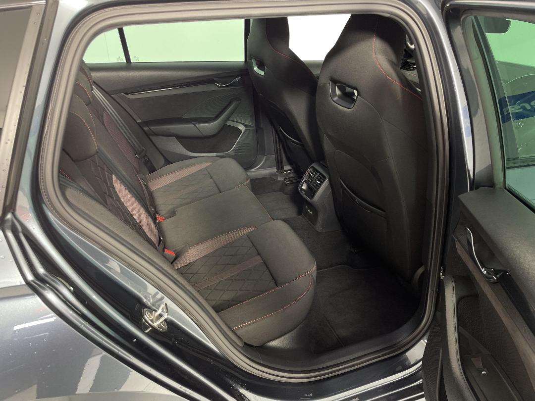 Photo '20' of Skoda Octavia Photo '20' of Skoda Octavia