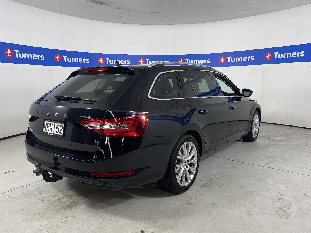 Photo '7' of Skoda Superb Photo '7' of Skoda Superb