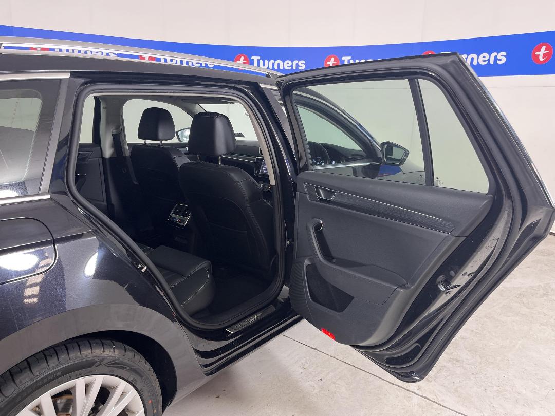 Photo '19' of Skoda Superb Photo '19' of Skoda Superb