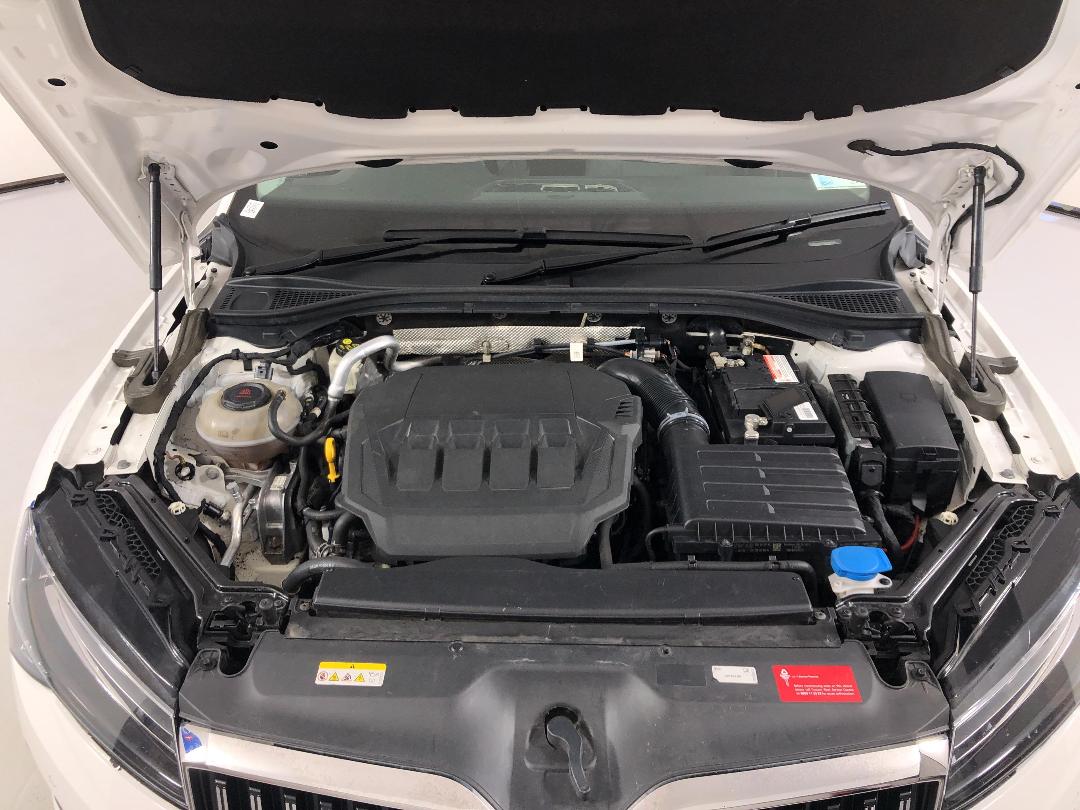 Photo '13' of Skoda Superb Photo '13' of Skoda Superb