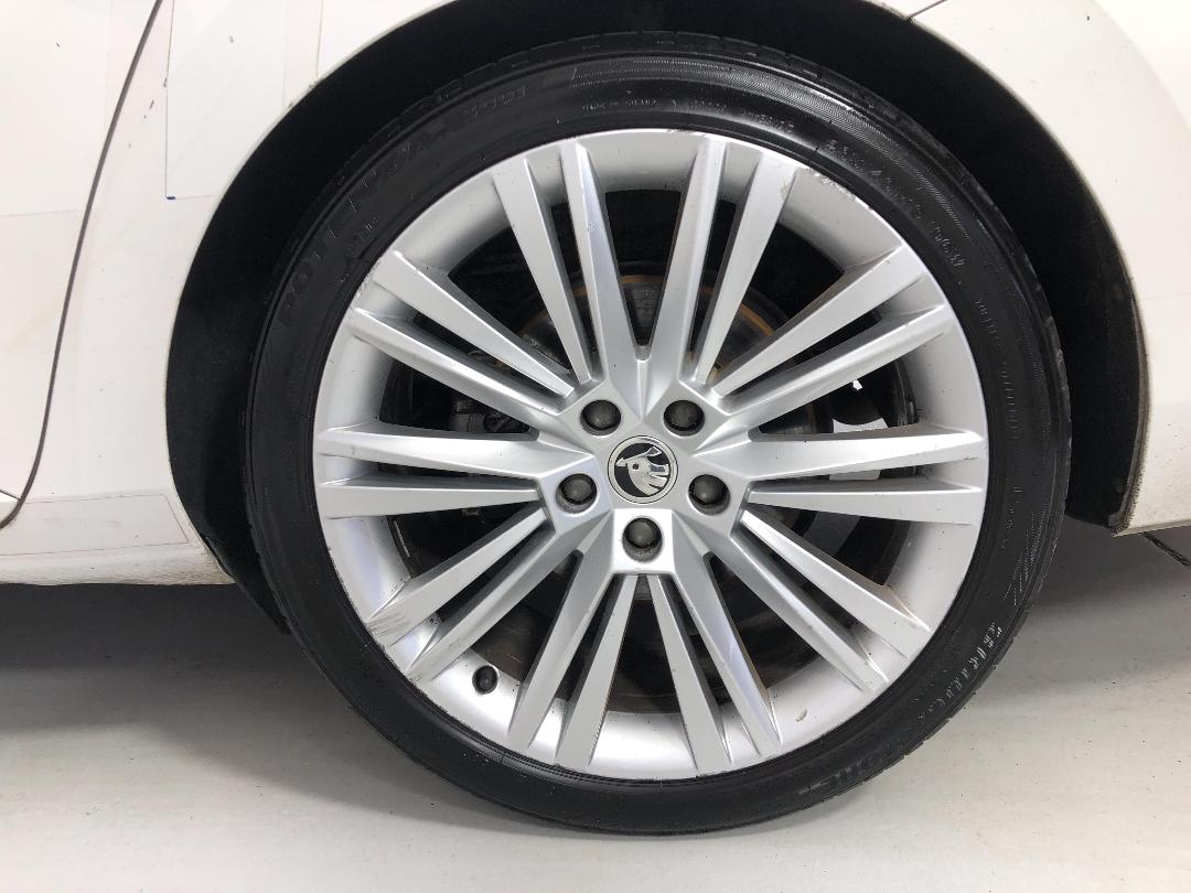 Photo '11' of Skoda Superb Photo '11' of Skoda Superb