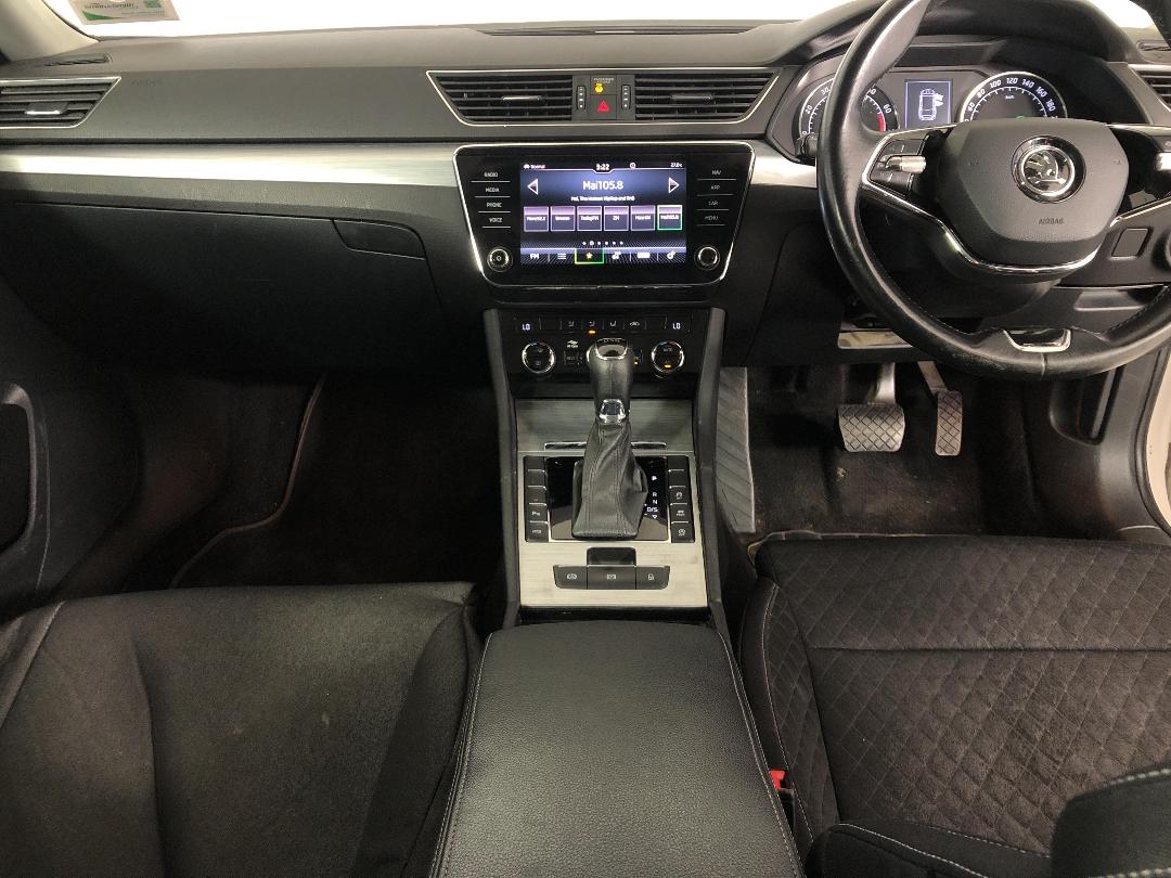 Photo '17' of Skoda Superb Photo '17' of Skoda Superb