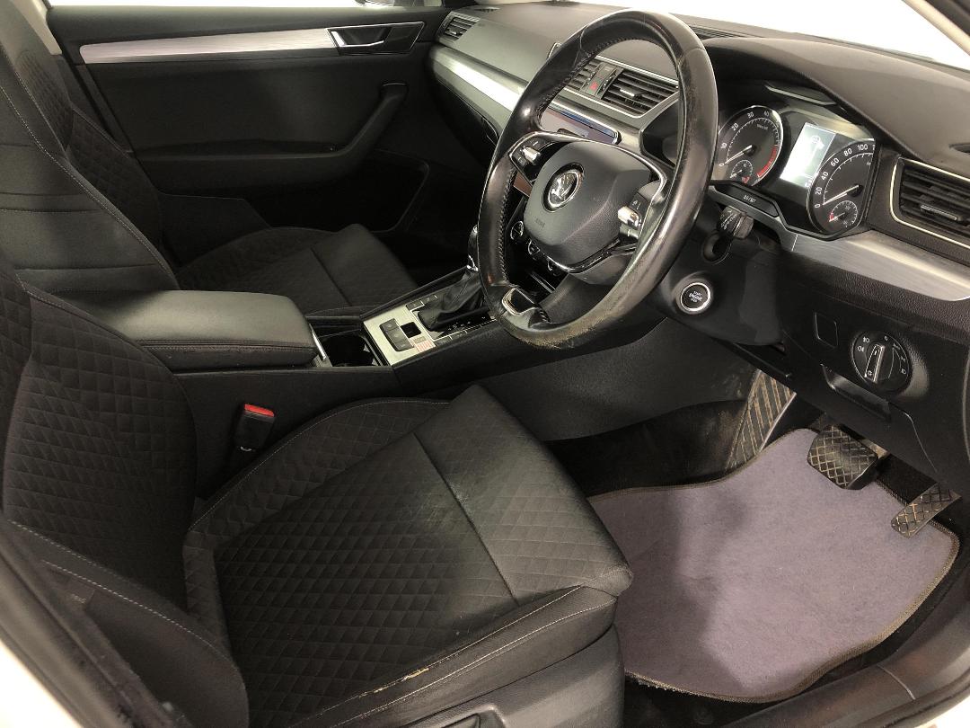 Photo '16' of Skoda Superb Photo '16' of Skoda Superb