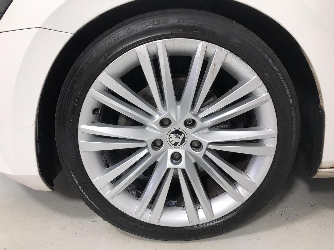 Photo '10' of Skoda Superb Photo '10' of Skoda Superb