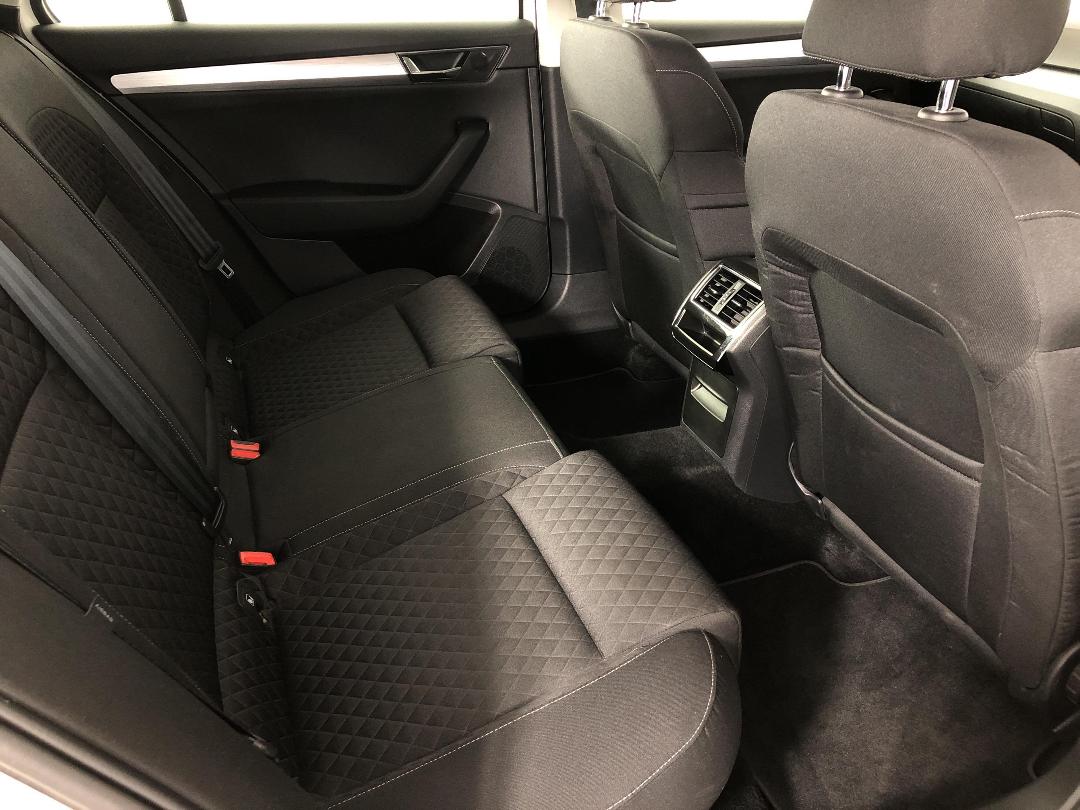 Photo '20' of Skoda Superb Photo '20' of Skoda Superb