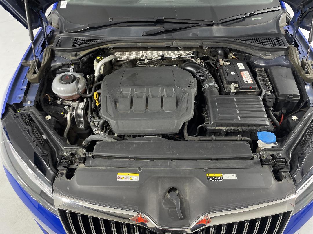 Photo '13' of Skoda Superb