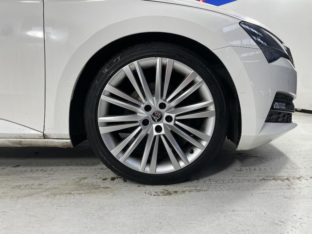 Photo '9' of Skoda Superb Photo '9' of Skoda Superb