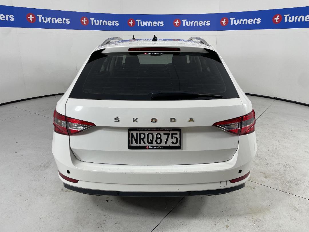 Photo '6' of Skoda Superb Photo '6' of Skoda Superb