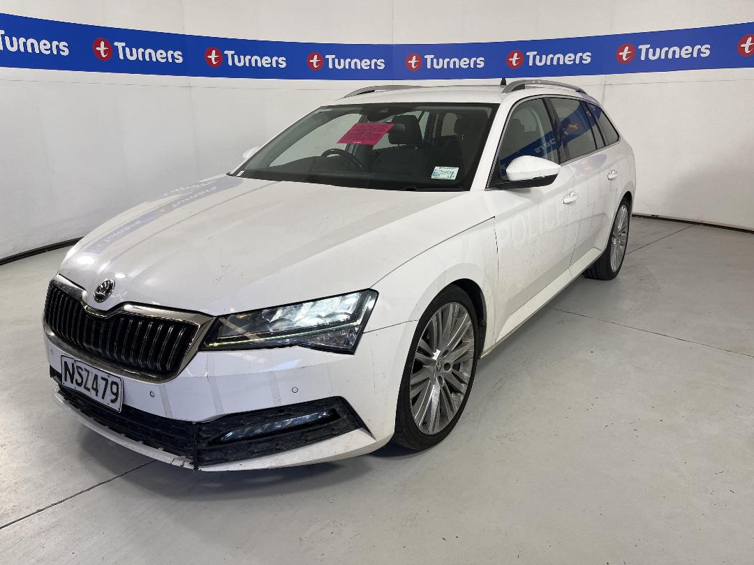 Photo '3' of Skoda Superb WGN Ambition 162KW