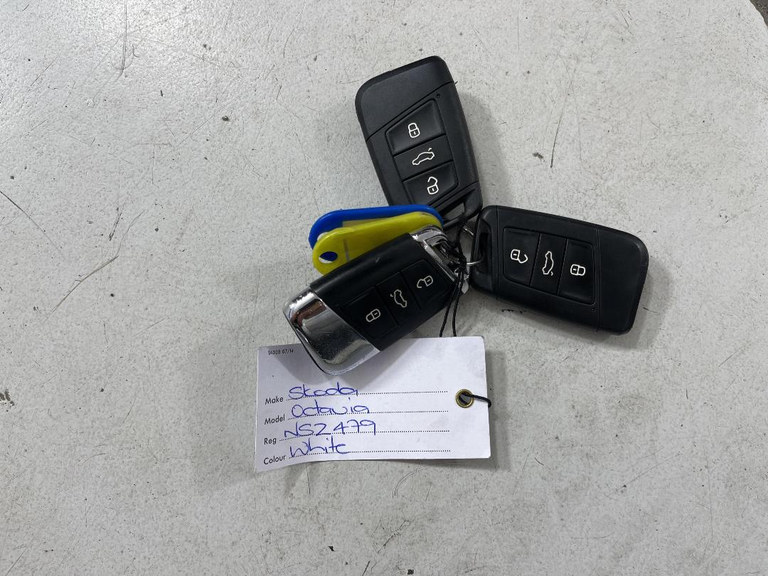 Photo '20' of Skoda Superb WGN Ambition 162KW