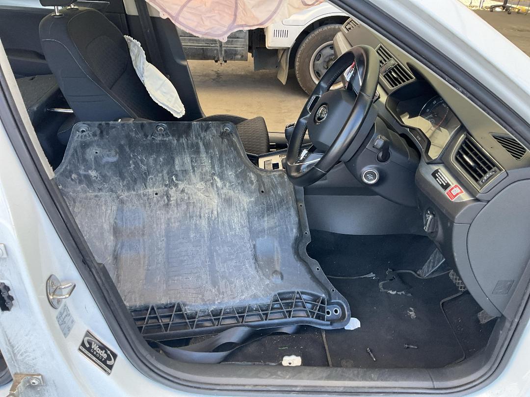 Photo '9' of Skoda Superb WGN Ambition 162KW Photo '9' of Skoda Superb WGN Ambition 162KW