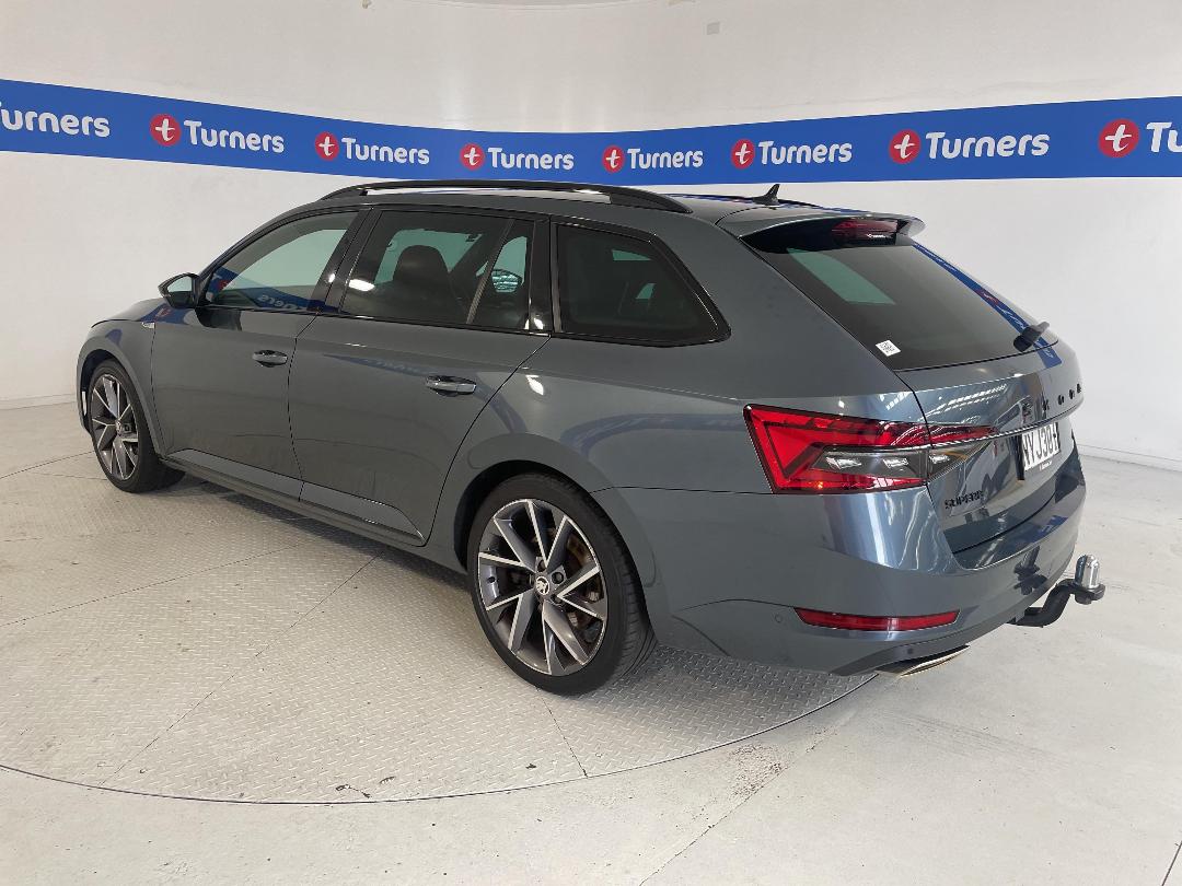 Photo '5' of Skoda Superb