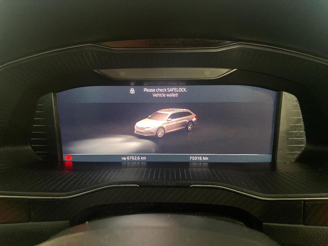 Photo '21' of Skoda Superb